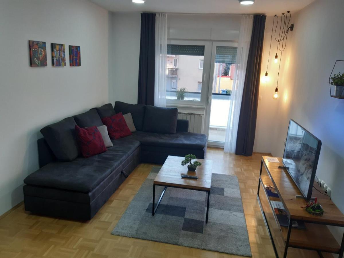 For5 Apartment Dakovo Exterior photo