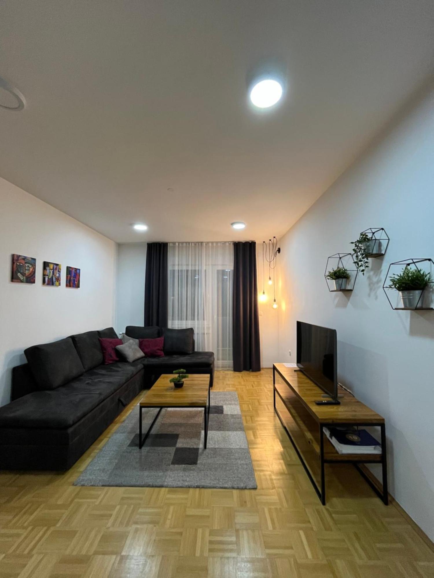 For5 Apartment Dakovo Exterior photo
