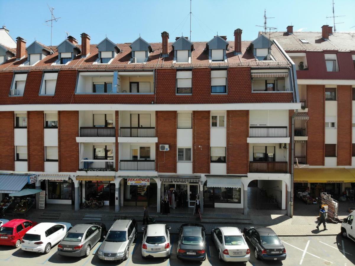 For5 Apartment Dakovo Exterior photo